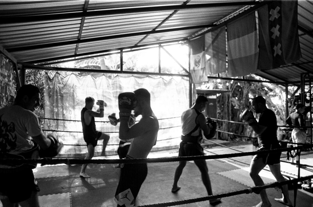 Padwork with Fighters in the Ring /  Sitjemam Gym - Pai - Thailand / February 2024