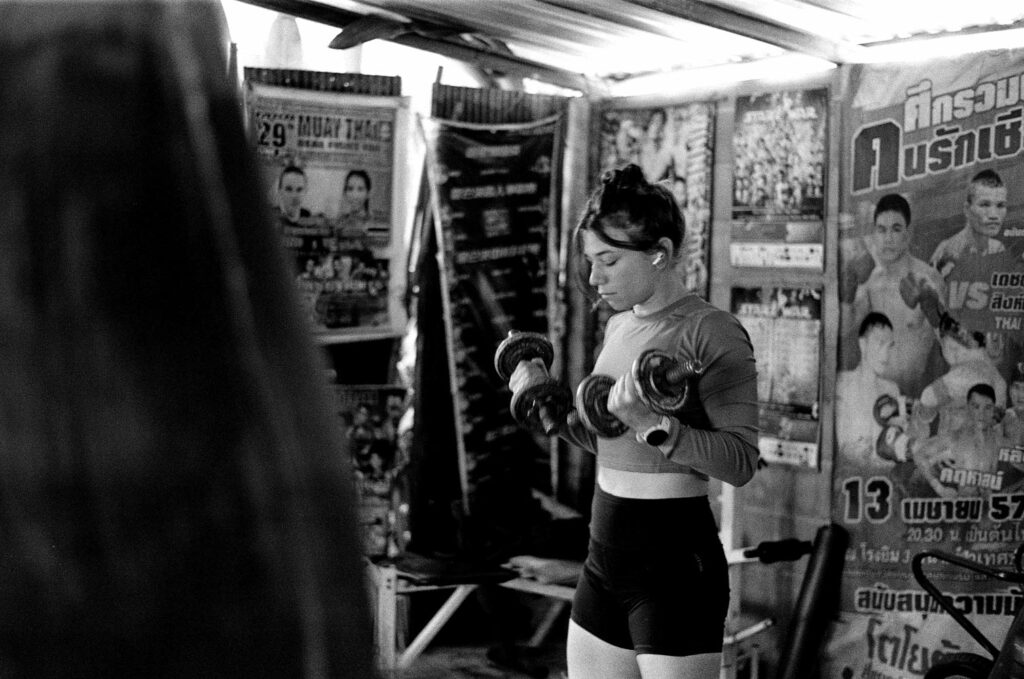 Julia trains for her fight / Sitjemam Gym - Pai - Thailand / February 2024