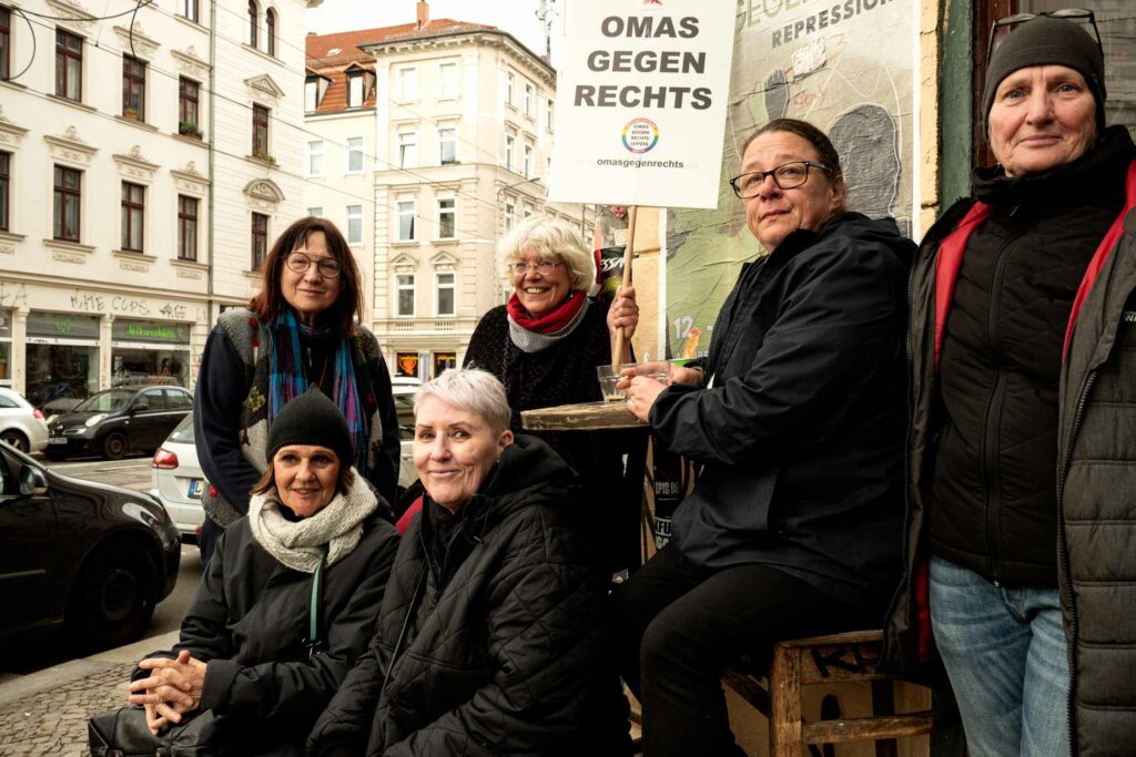 The Omas gegen rechts - Leipzig Connewitz